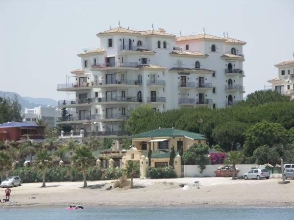 Impresionante Loft En Puerto Banus A Pie De Playa Lejlighed Marbella Eksteriør billede